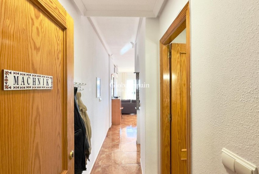 Revente - APPARTEMENT -
TORREVIEJA - Center