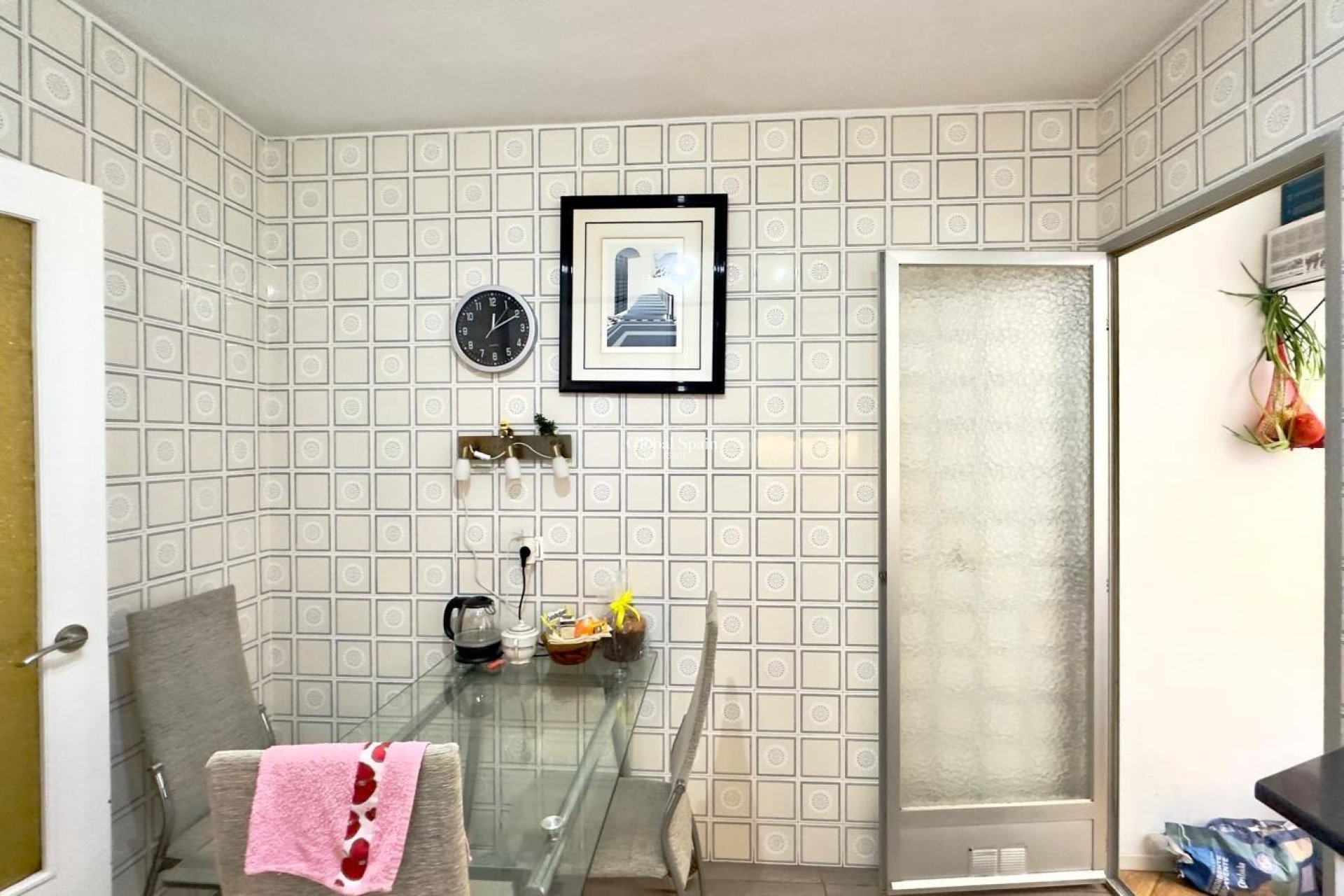 Revente - APPARTEMENT -
TORREVIEJA - Center