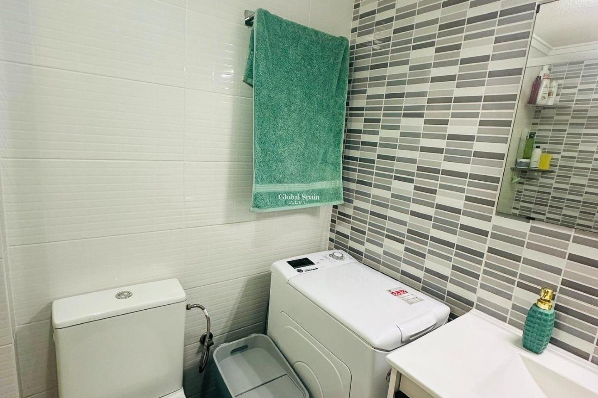 Revente - APPARTEMENT -
TORREVIEJA - Center