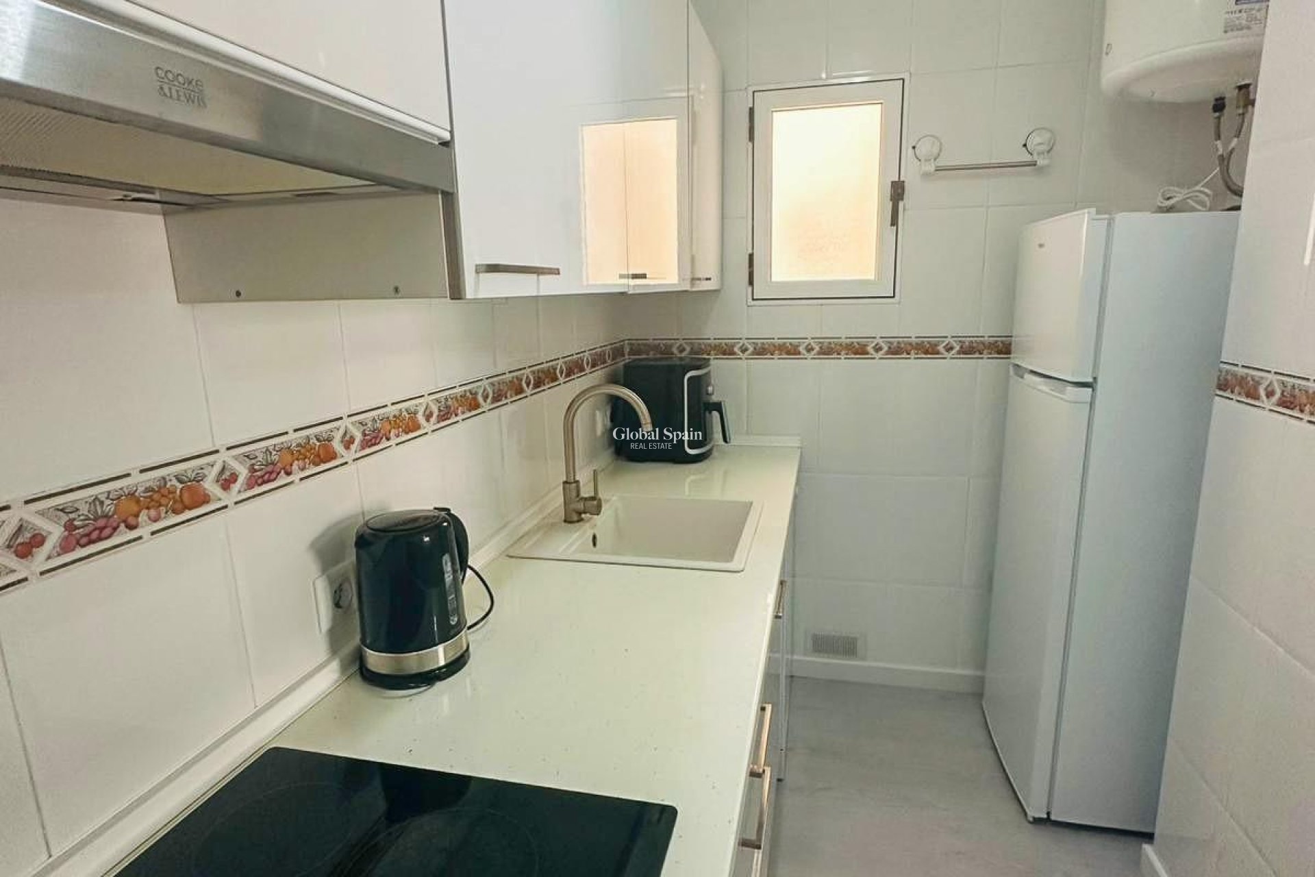 Revente - APPARTEMENT -
TORREVIEJA - Center