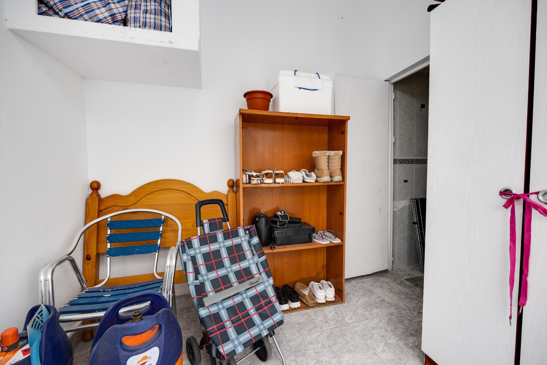 Revente - APPARTEMENT -
TORREVIEJA - Center