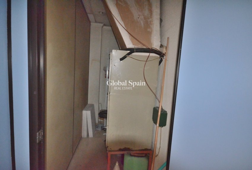 Revente - APPARTEMENT -
TORREVIEJA - Center