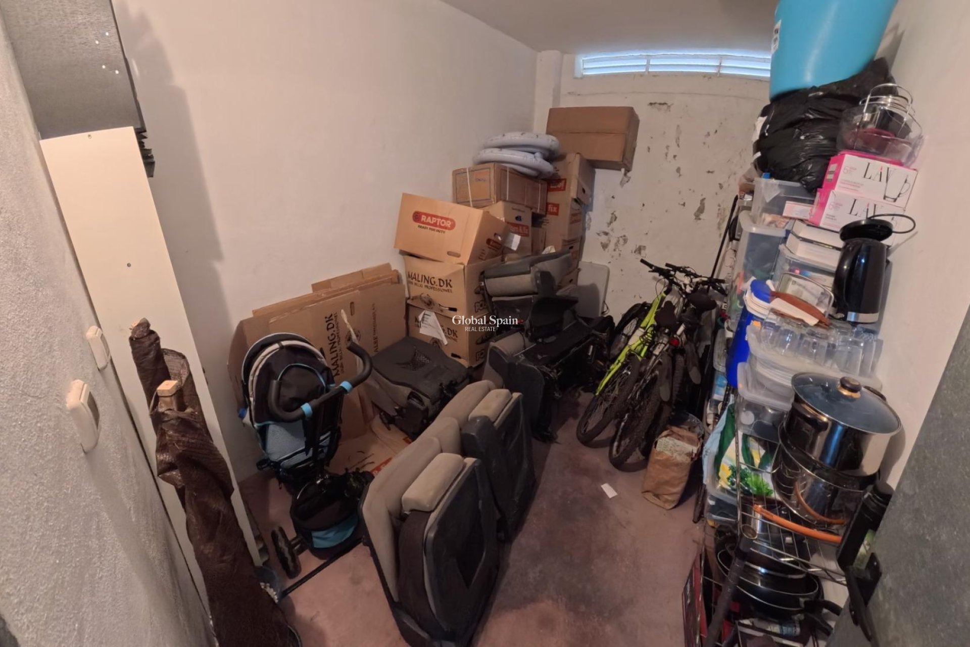 Revente - APPARTEMENT -
TORREVIEJA - Center