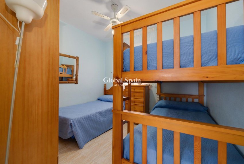 Revente - APPARTEMENT -
TORREVIEJA - Center