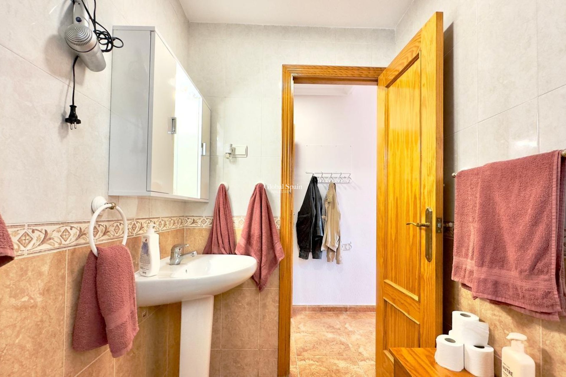 Revente - APPARTEMENT -
TORREVIEJA - Center