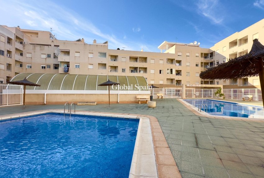 Revente - APPARTEMENT -
TORREVIEJA - Center