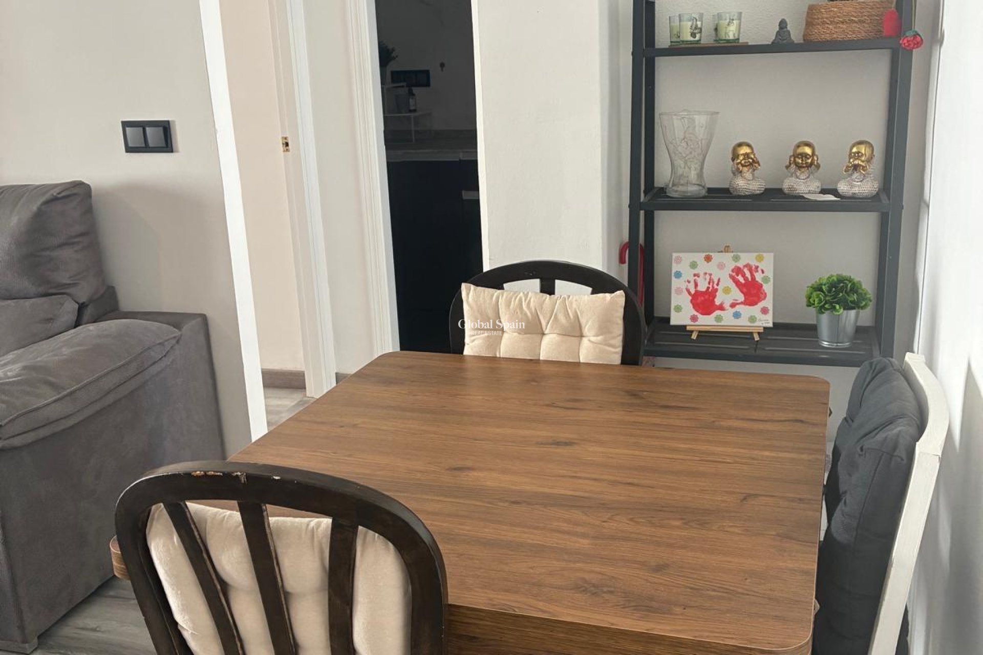 Revente - APPARTEMENT -
TORREVIEJA - Center