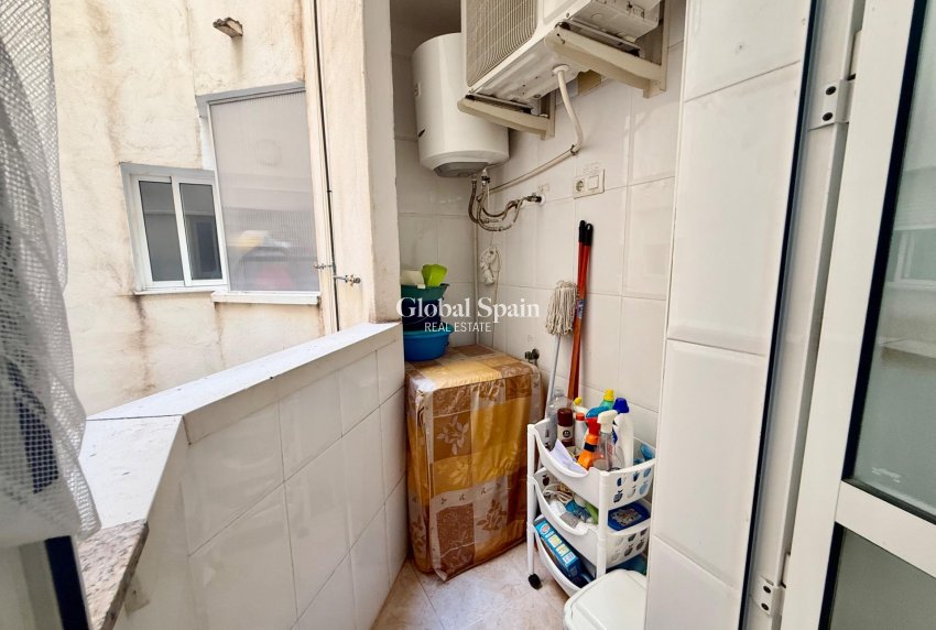 Revente - APPARTEMENT -
TORREVIEJA - Center