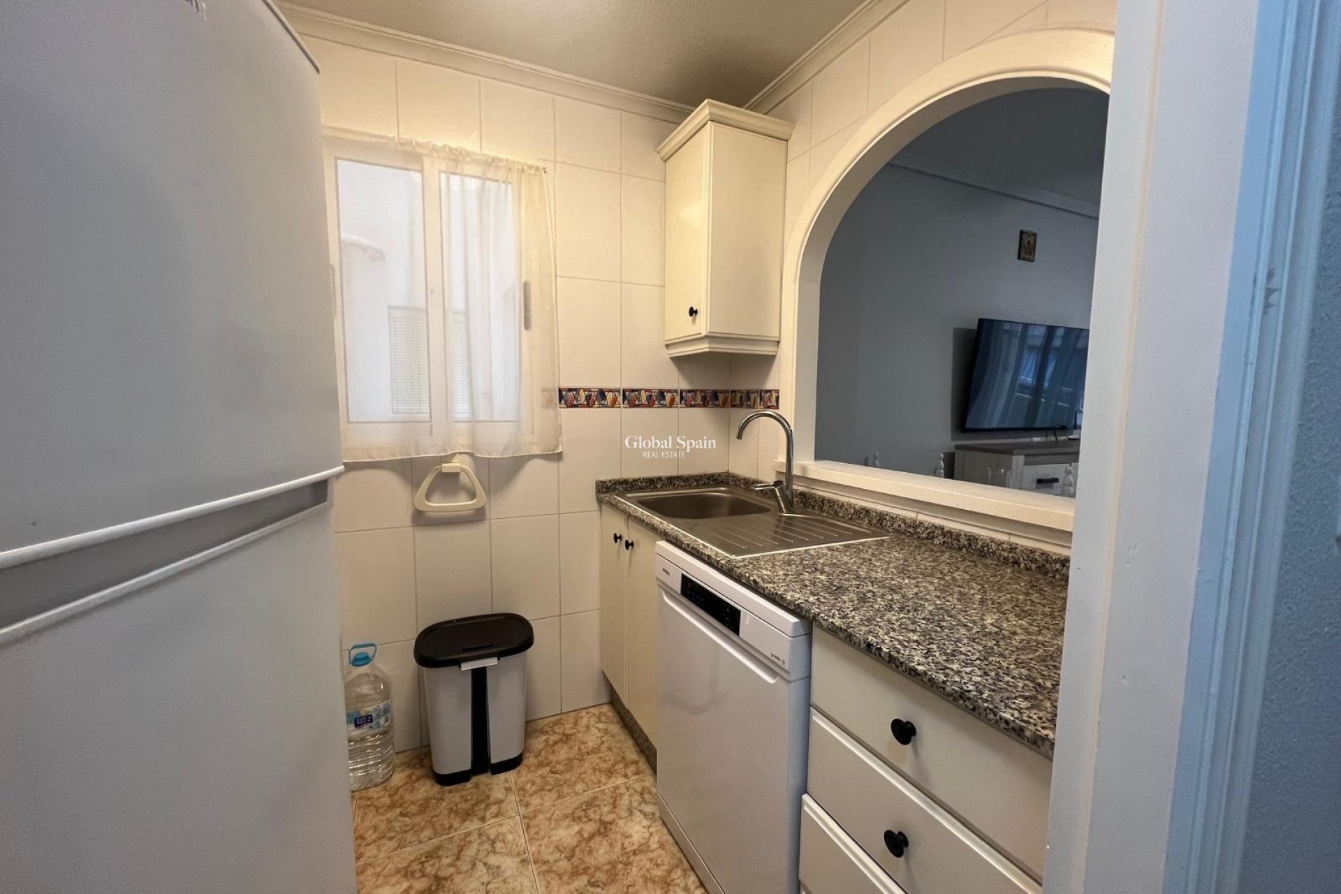 Revente - APPARTEMENT -
TORREVIEJA - Center