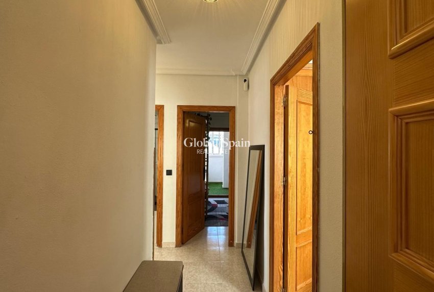 Revente - APPARTEMENT -
TORREVIEJA - Center