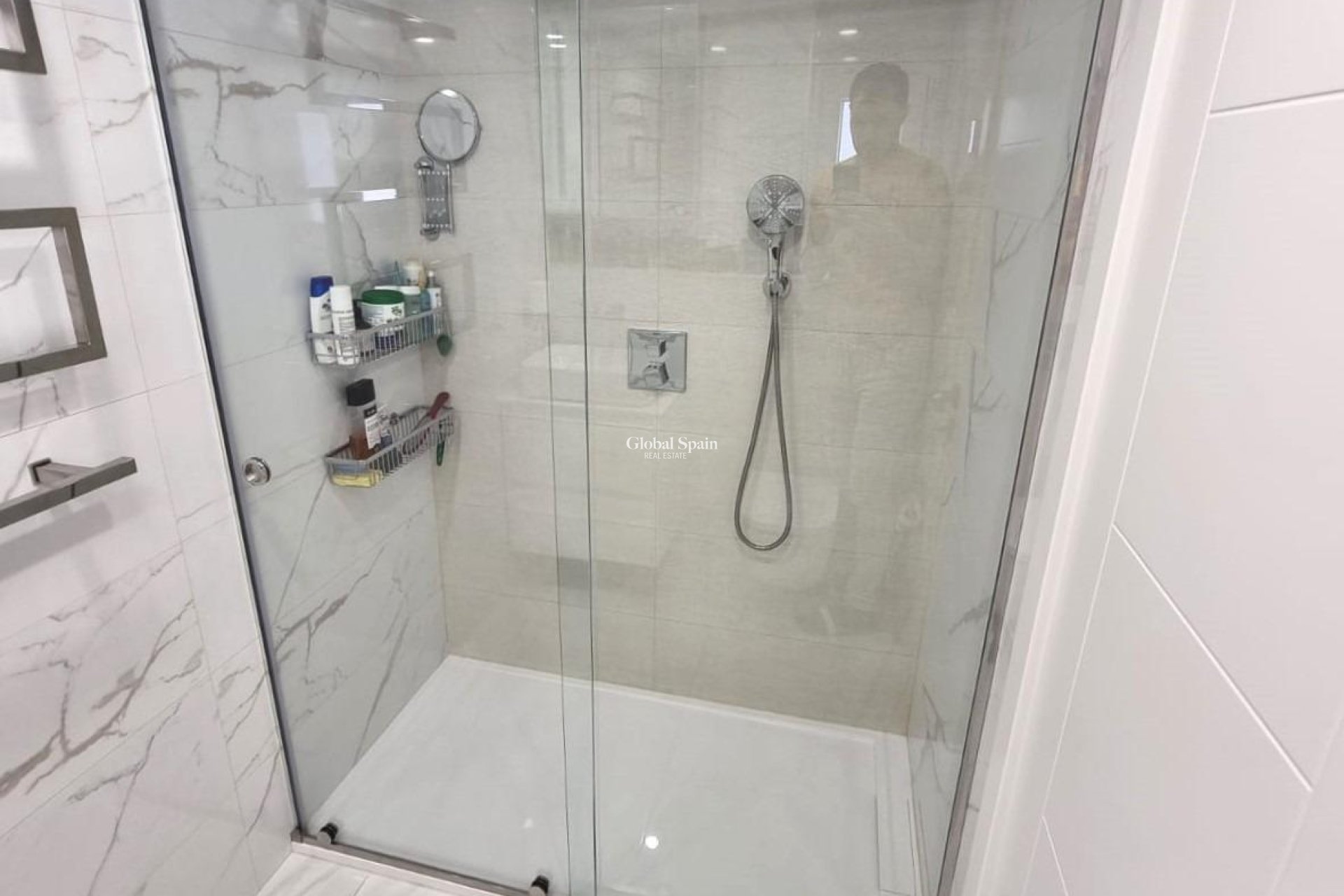 Revente - APPARTEMENT -
TORREVIEJA - Center