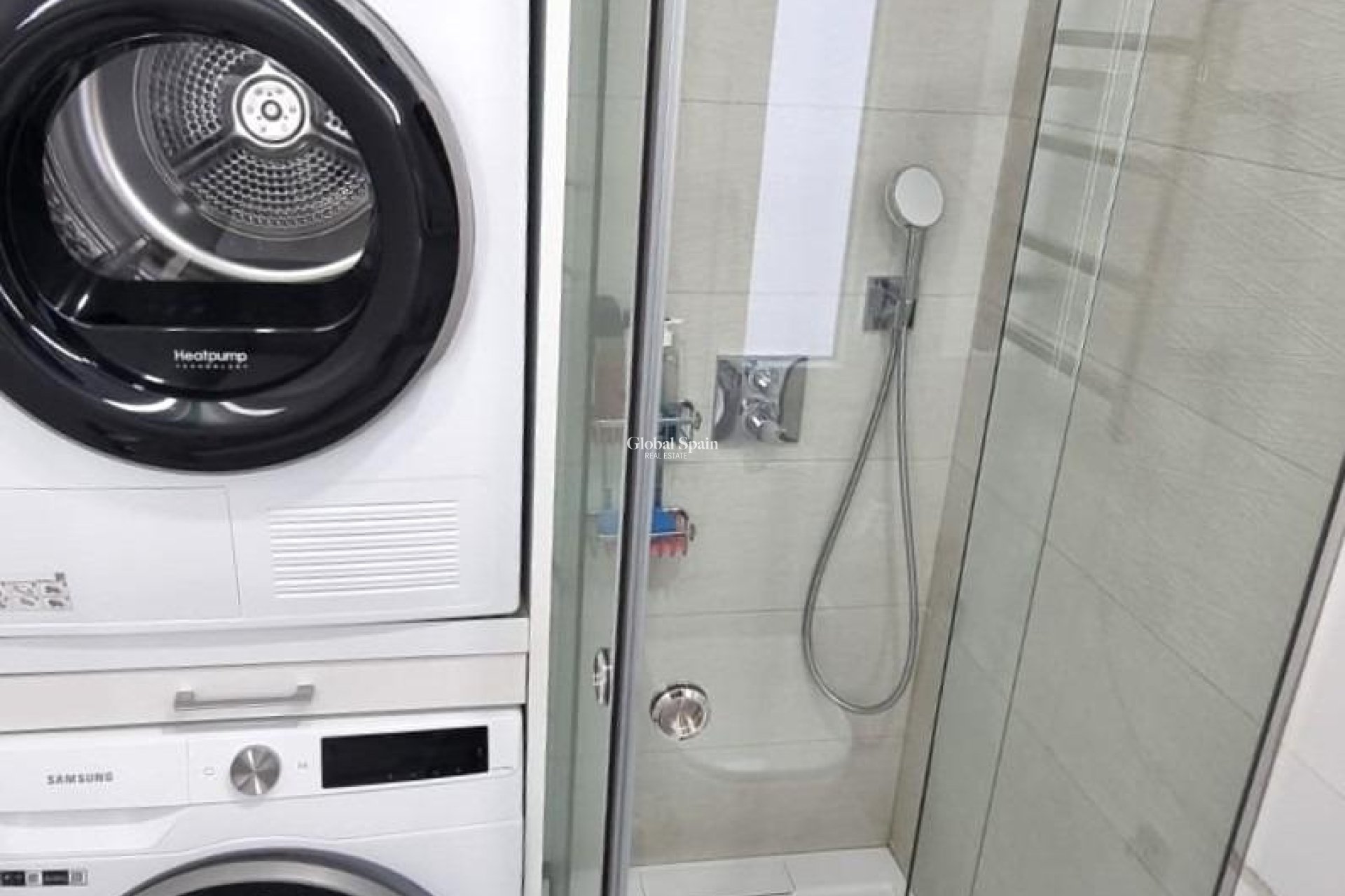 Revente - APPARTEMENT -
TORREVIEJA - Center