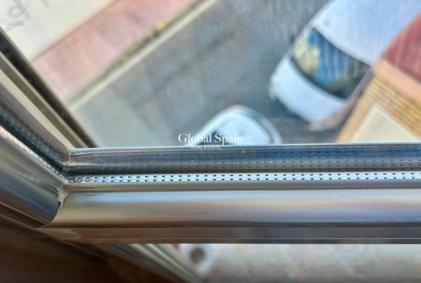 Revente - APPARTEMENT -
TORREVIEJA - Center