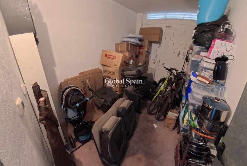 Revente - APPARTEMENT -
TORREVIEJA - Center