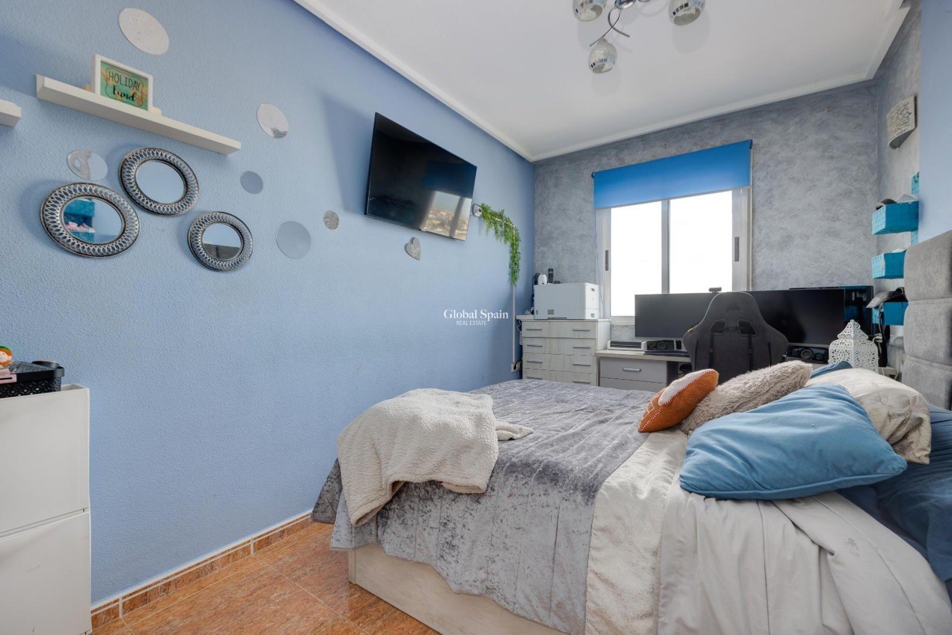 Revente - APPARTEMENT -
TORREVIEJA - Center