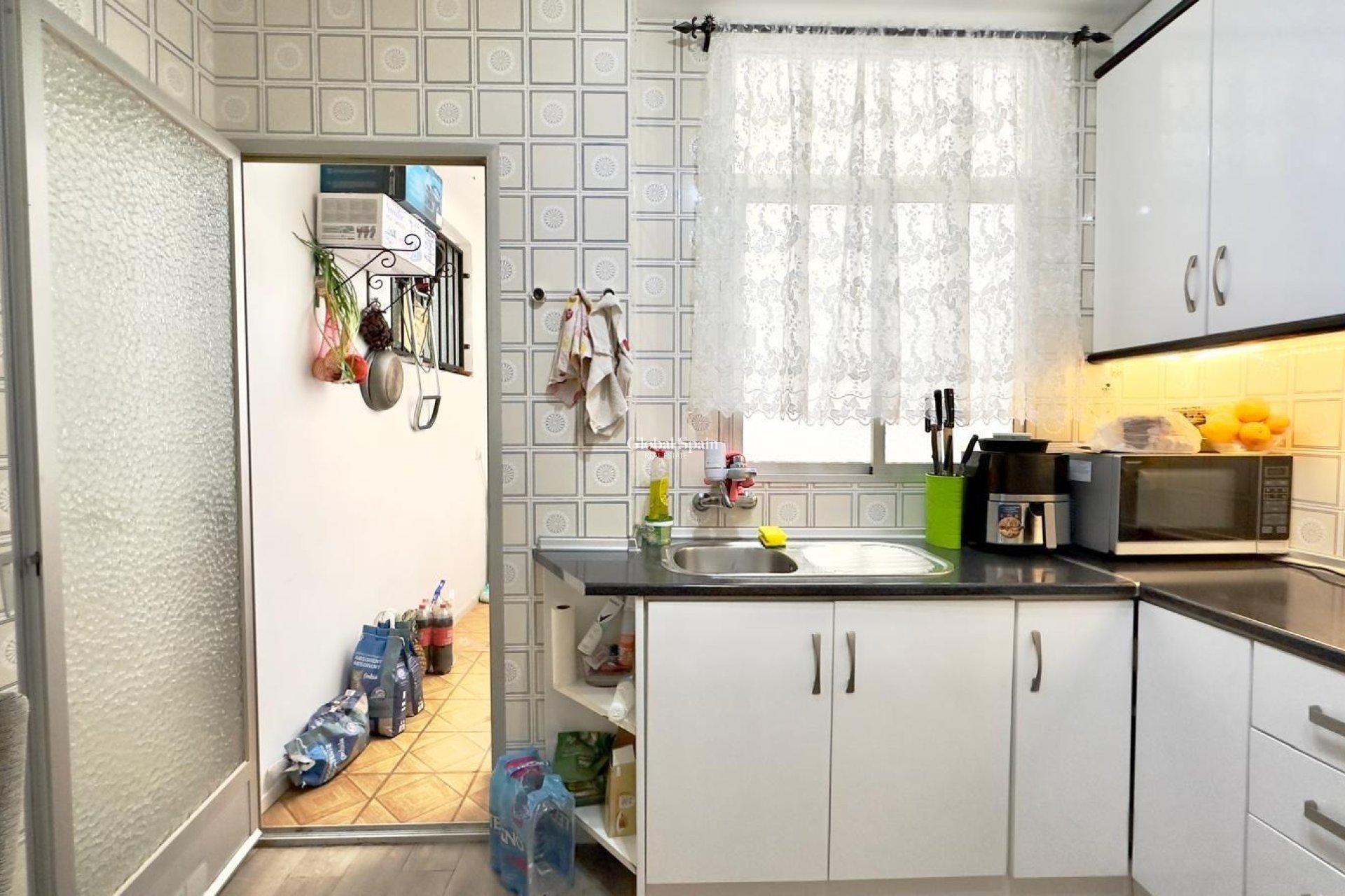 Revente - APPARTEMENT -
TORREVIEJA - Center
