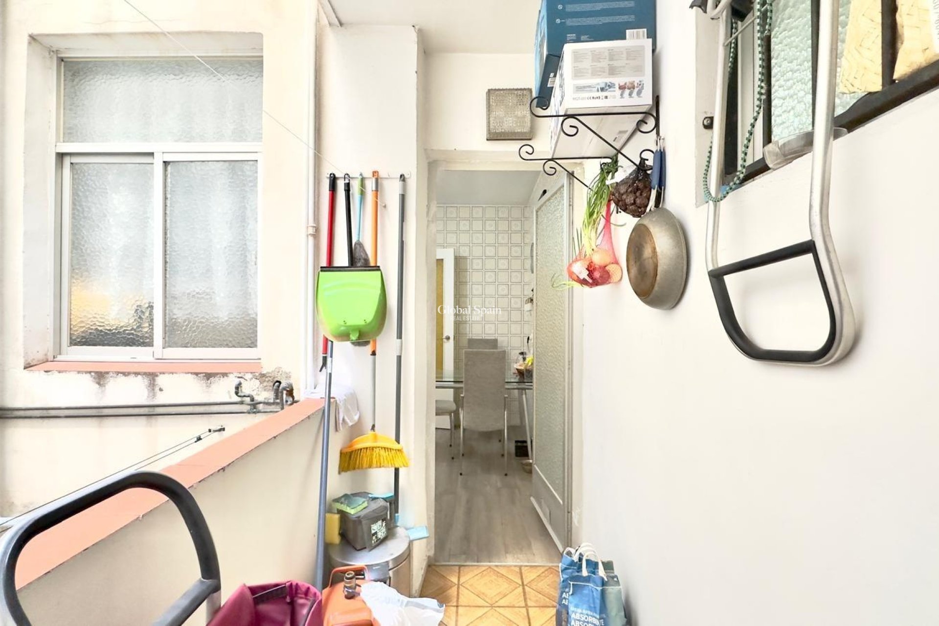 Revente - APPARTEMENT -
TORREVIEJA - Center