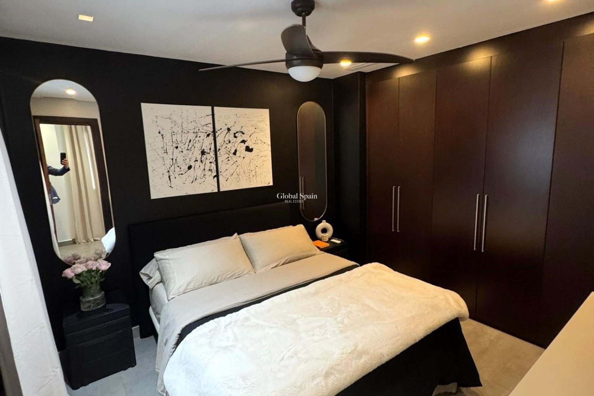 Revente - APPARTEMENT -
TORREVIEJA - Center