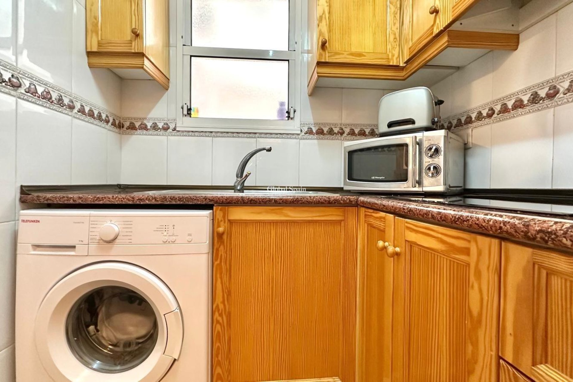Revente - APPARTEMENT -
TORREVIEJA - Center
