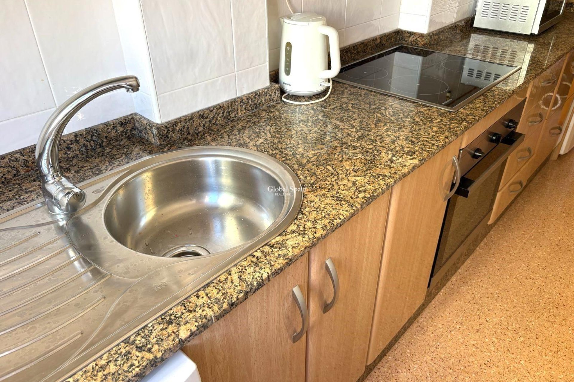 Revente - APPARTEMENT -
TORREVIEJA - Center