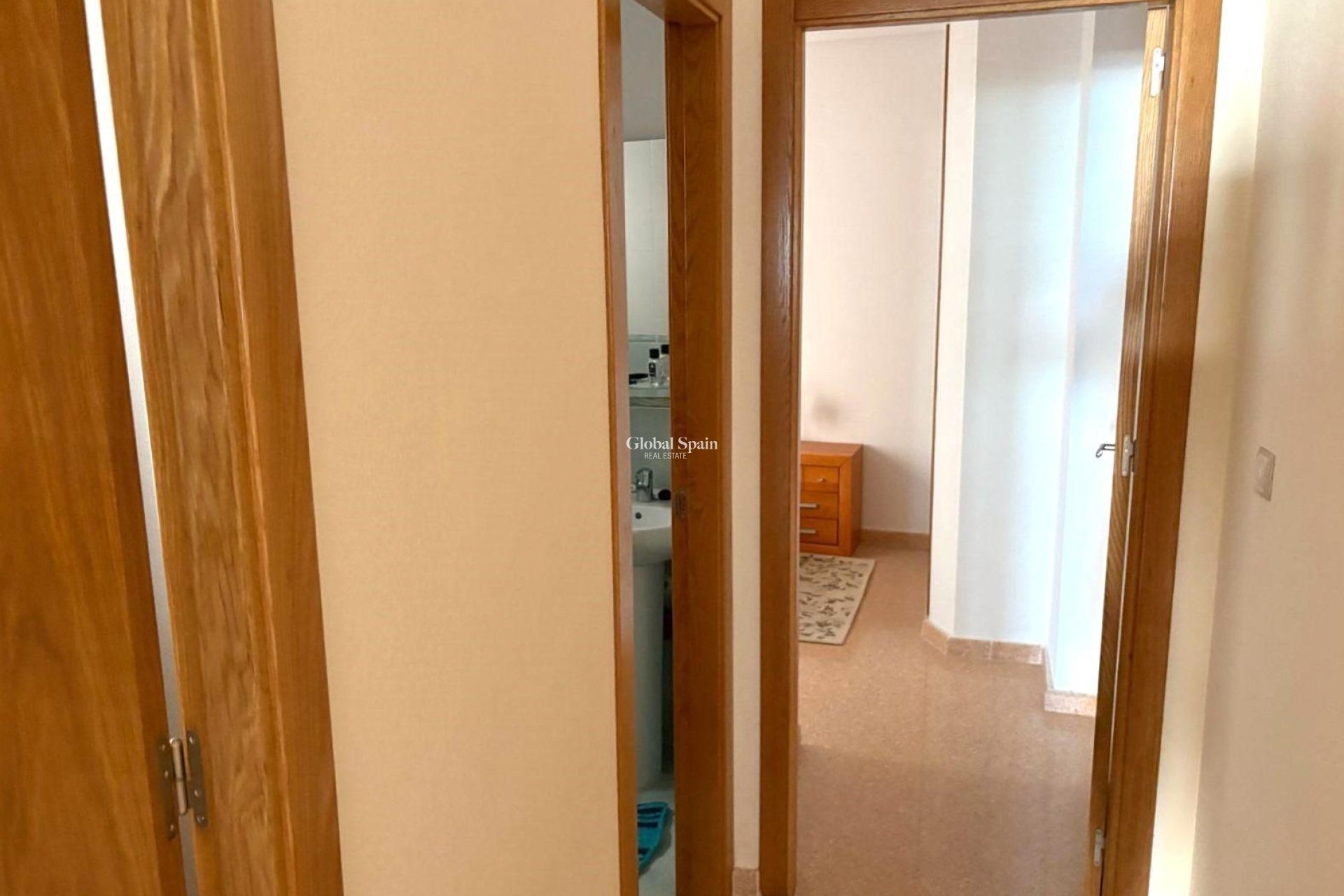 Revente - APPARTEMENT -
TORREVIEJA - Center