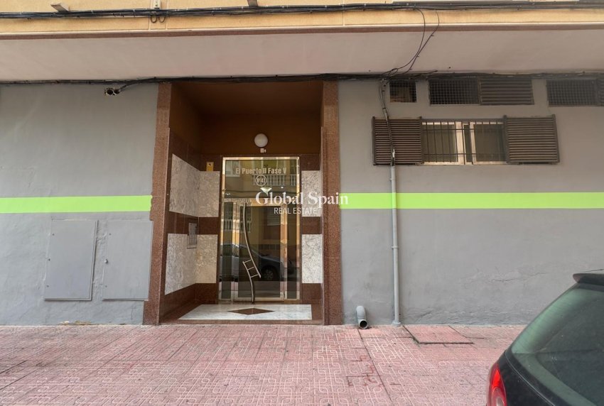 Revente - APPARTEMENT -
TORREVIEJA - Center