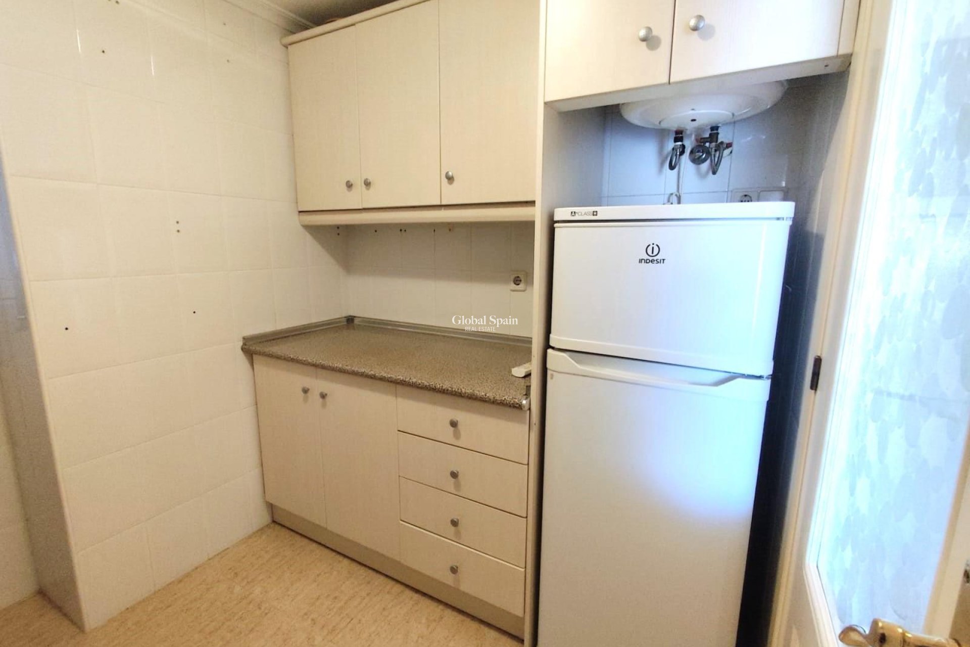 Revente - APPARTEMENT -
TORREVIEJA - Center