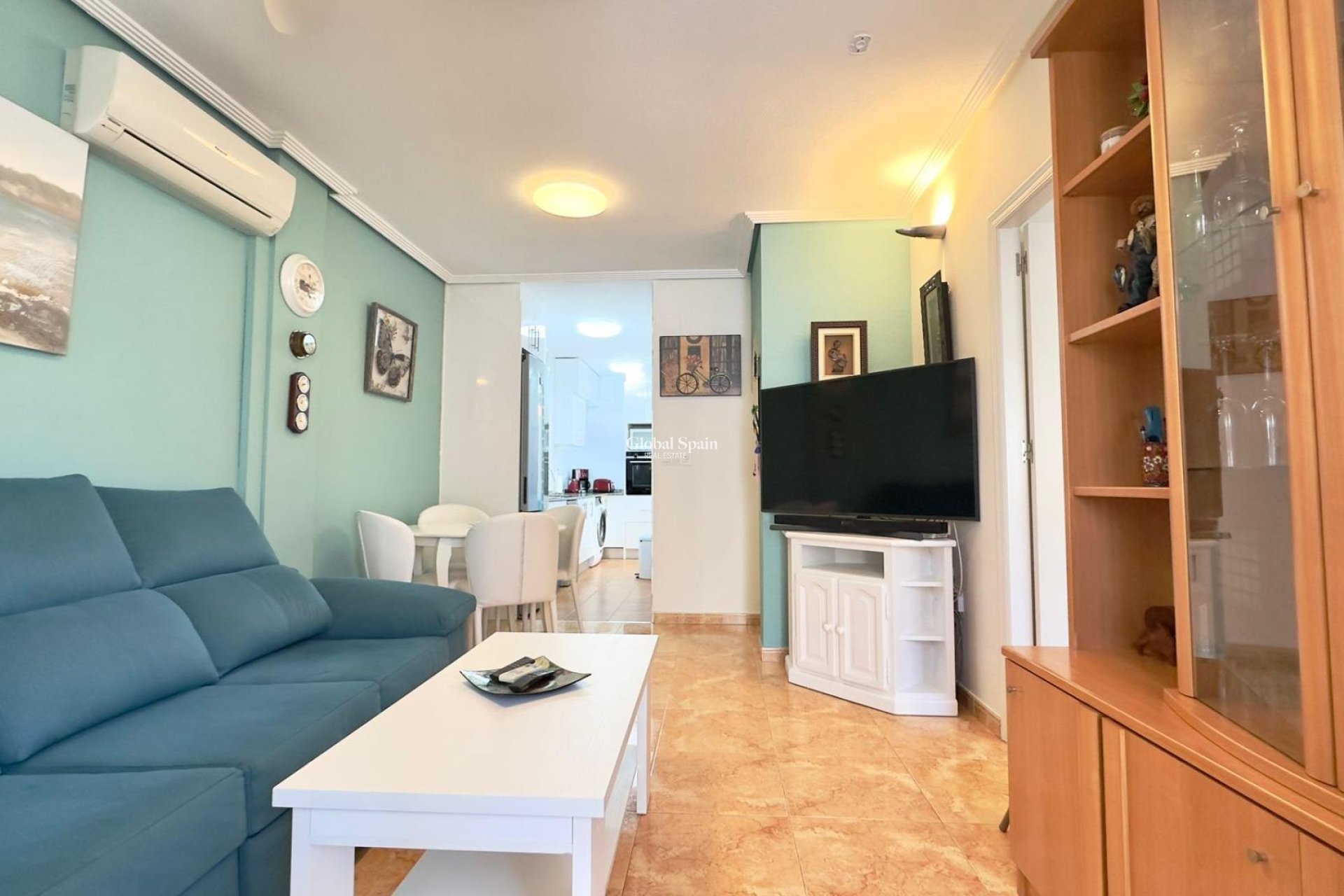 Revente - APPARTEMENT -
TORREVIEJA - Center