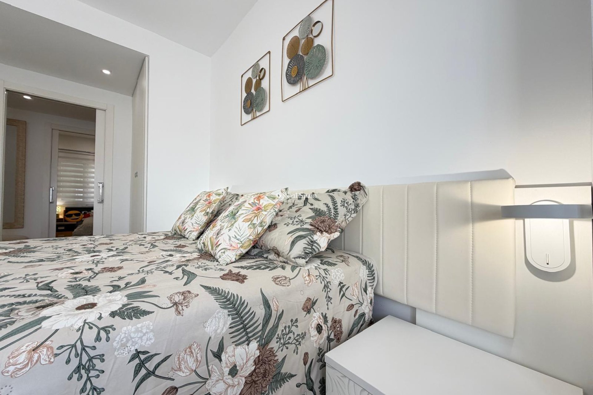 Revente - APPARTEMENT -
TORREVIEJA - Center