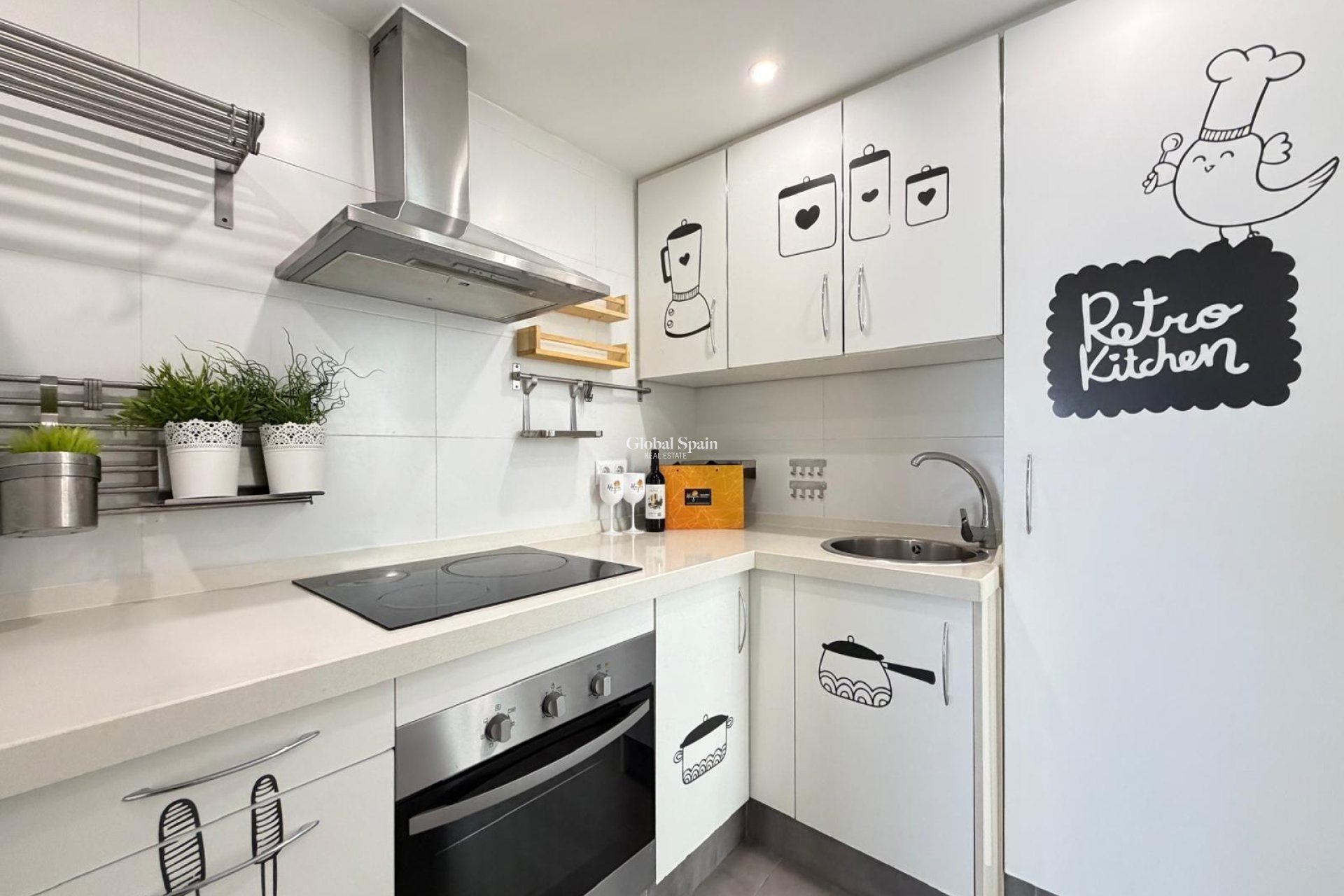 Revente - APPARTEMENT -
TORREVIEJA - Center