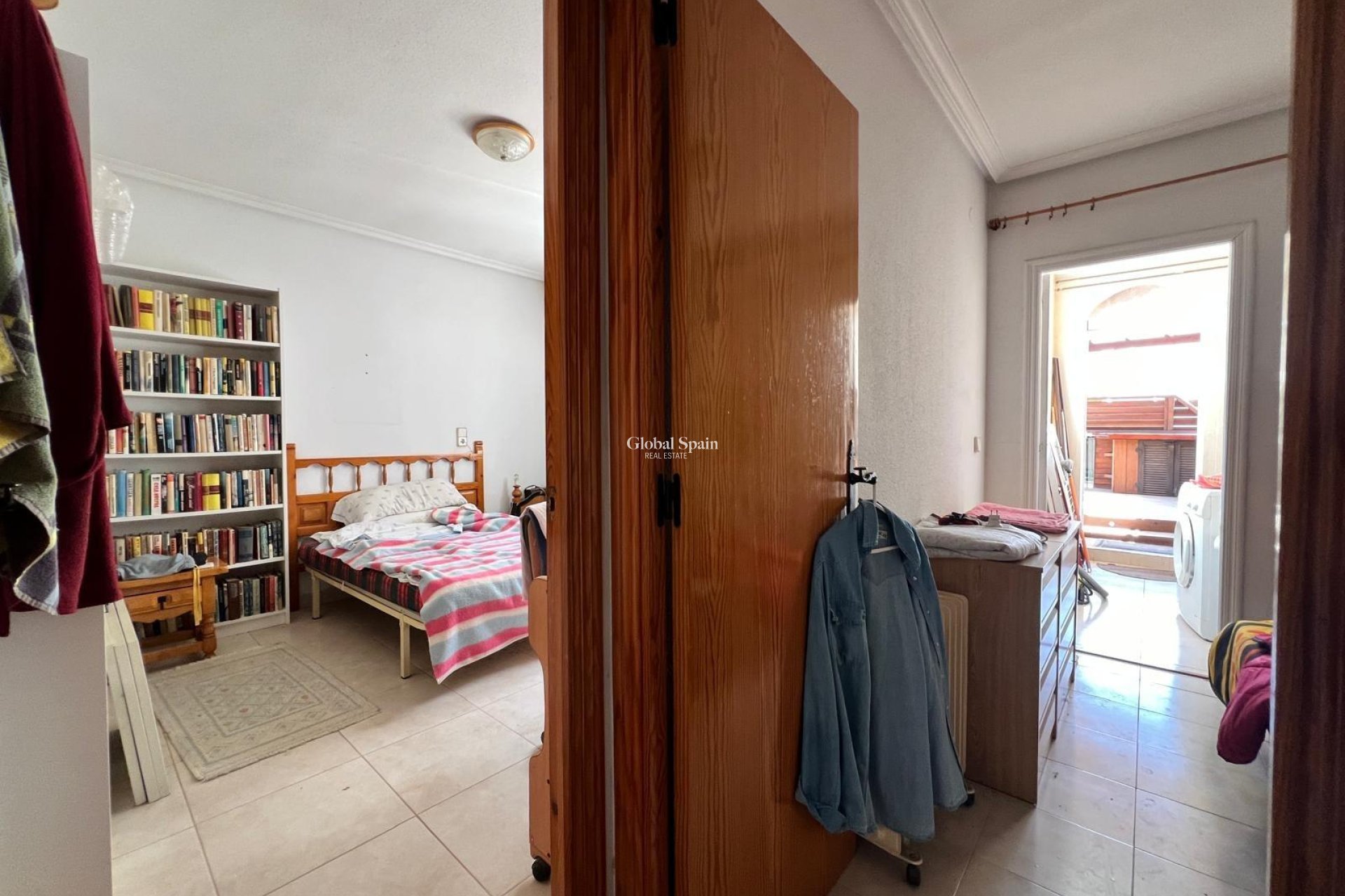 Revente - APPARTEMENT -
TORREVIEJA - Center