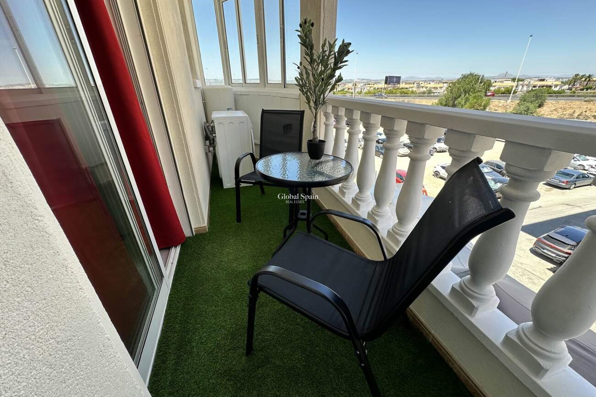 Revente - APPARTEMENT -
TORREVIEJA - Center