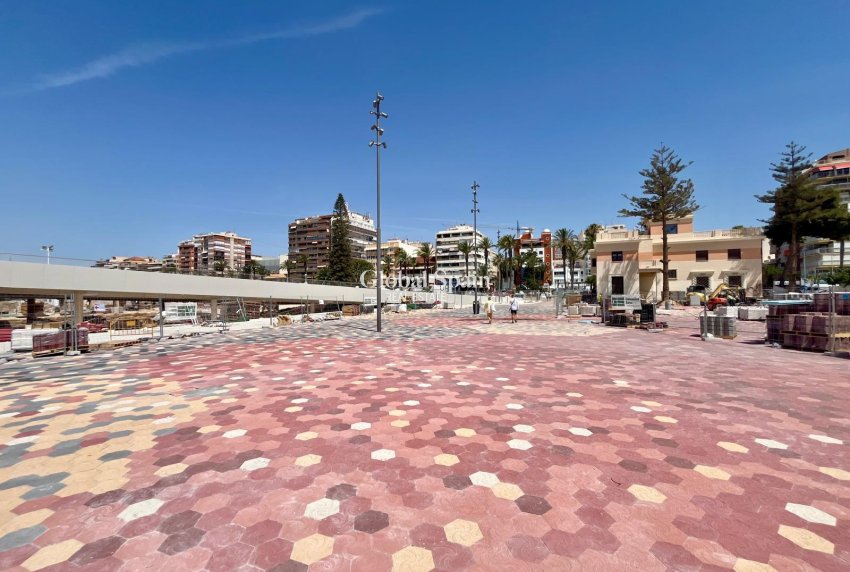 Revente - APPARTEMENT -
TORREVIEJA - Center