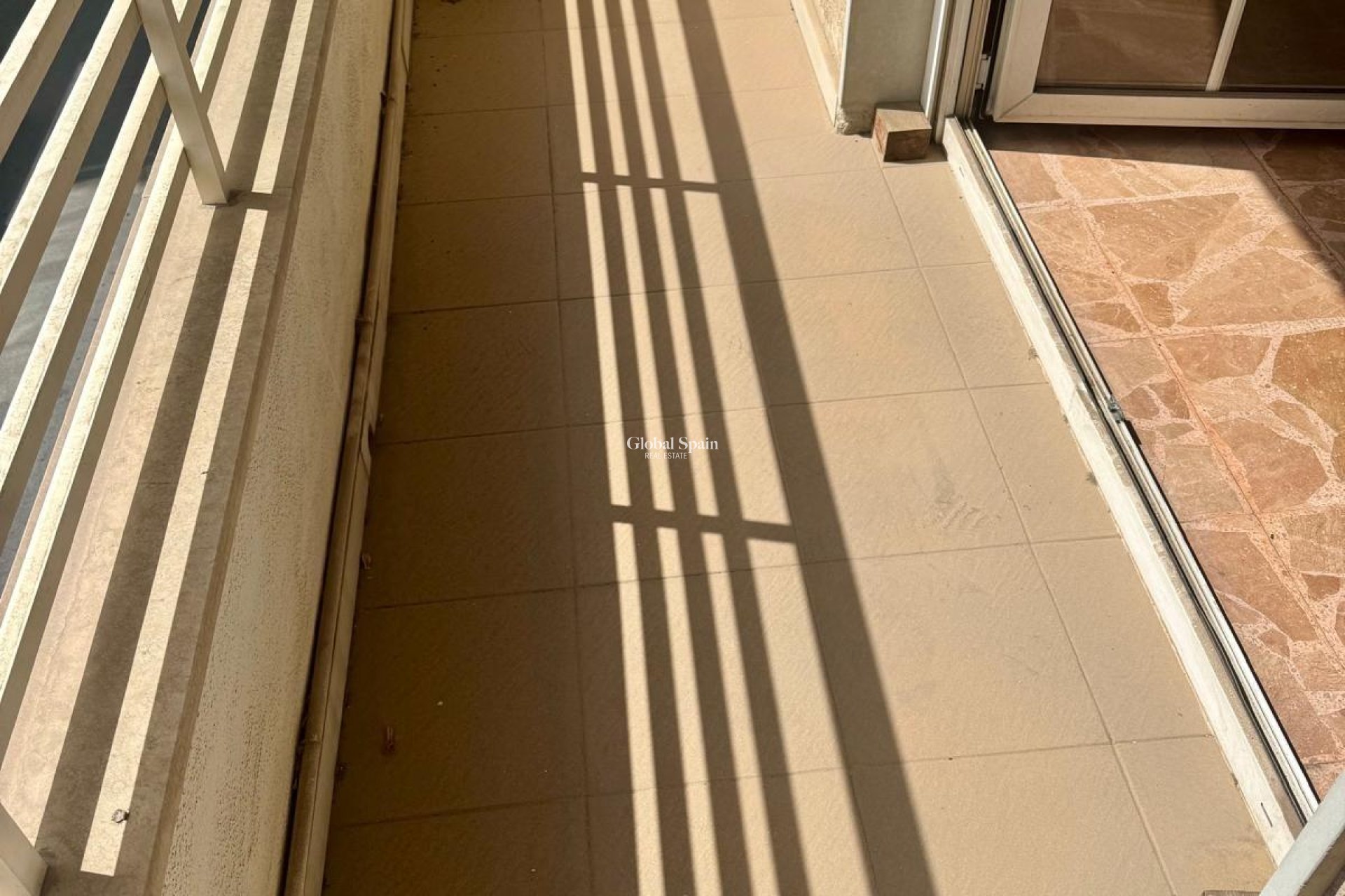 Revente - APPARTEMENT -
TORREVIEJA - Center