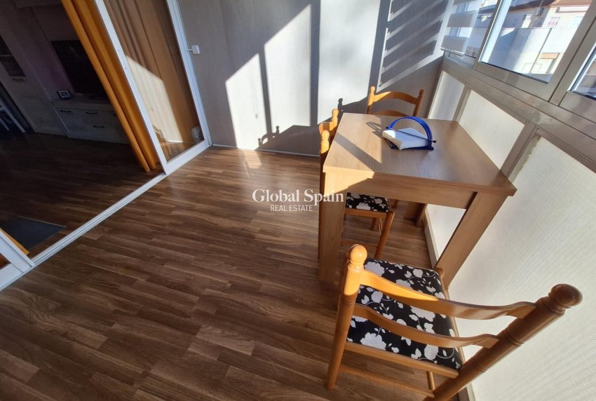 Revente - APPARTEMENT -
TORREVIEJA - Center