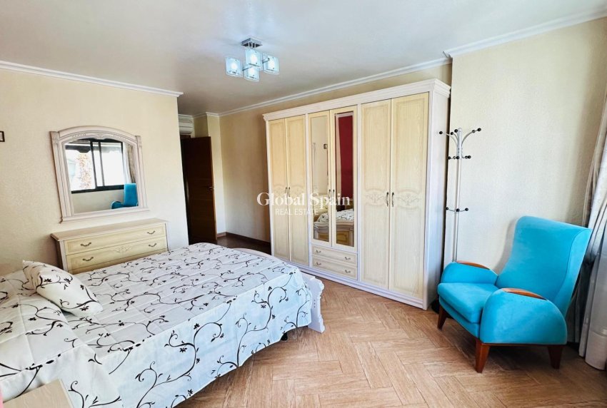 Revente - APPARTEMENT -
TORREVIEJA - Center