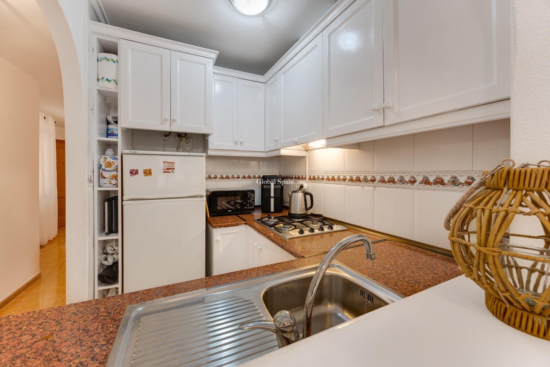 Revente - APPARTEMENT -
TORREVIEJA - Center