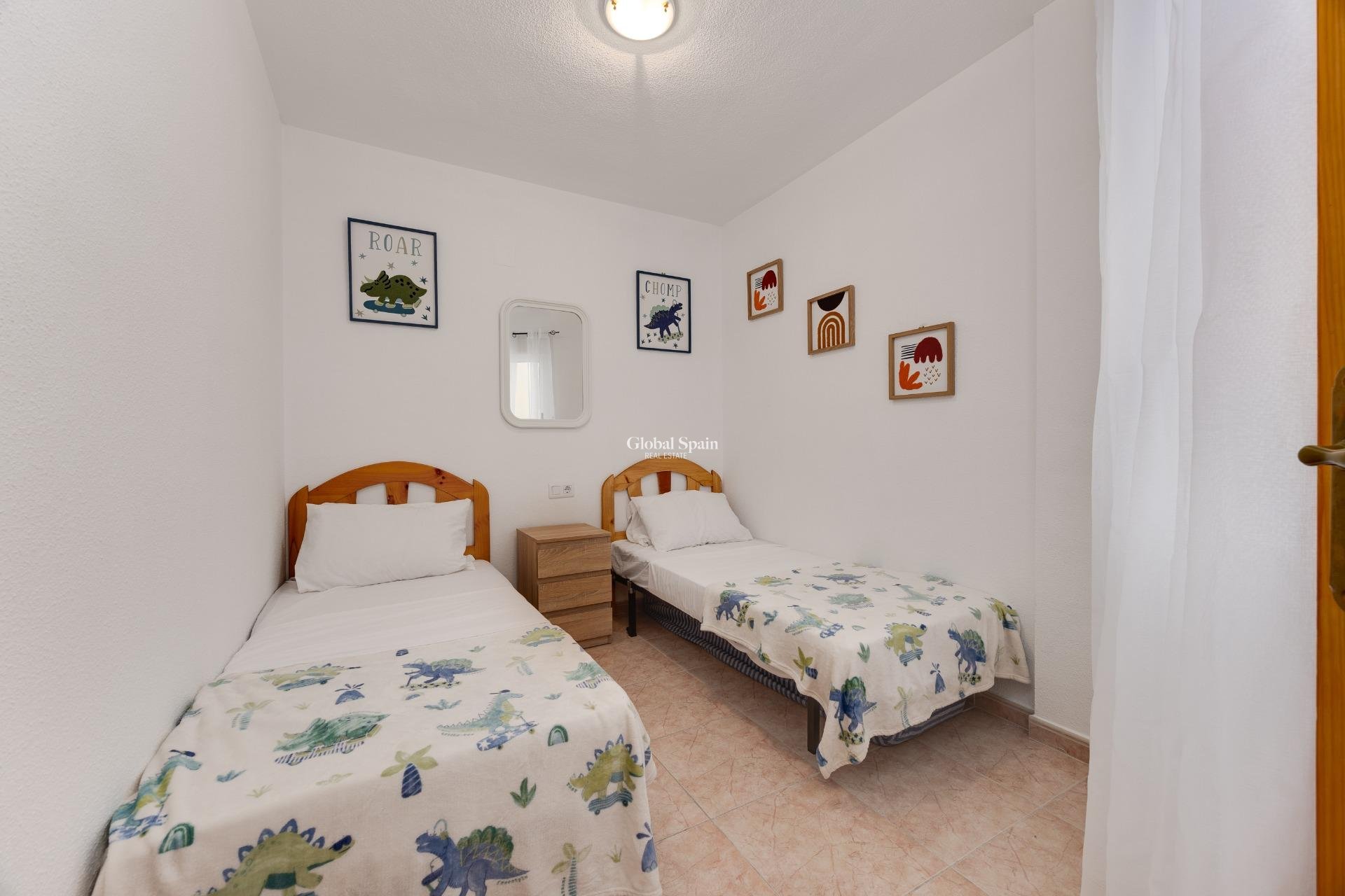 Revente - APPARTEMENT -
TORREVIEJA - Center