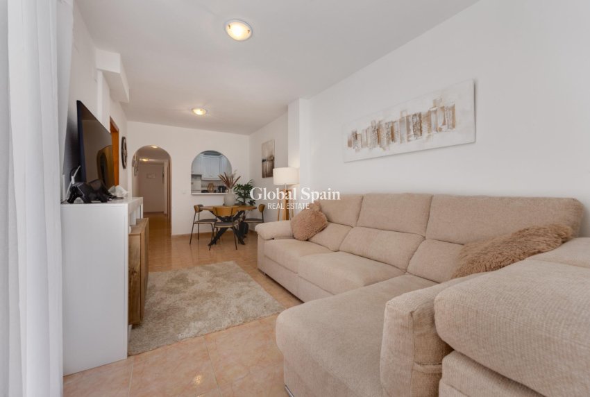 Revente - APPARTEMENT -
TORREVIEJA - Center