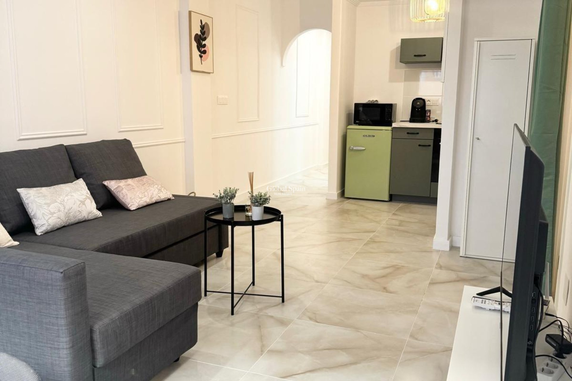 Revente - APPARTEMENT -
TORREVIEJA - Center