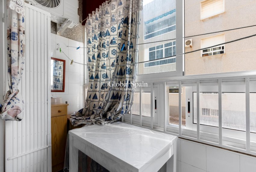 Revente - Appartement -
TORREVIEJA - Centro - Muelle Pesquero