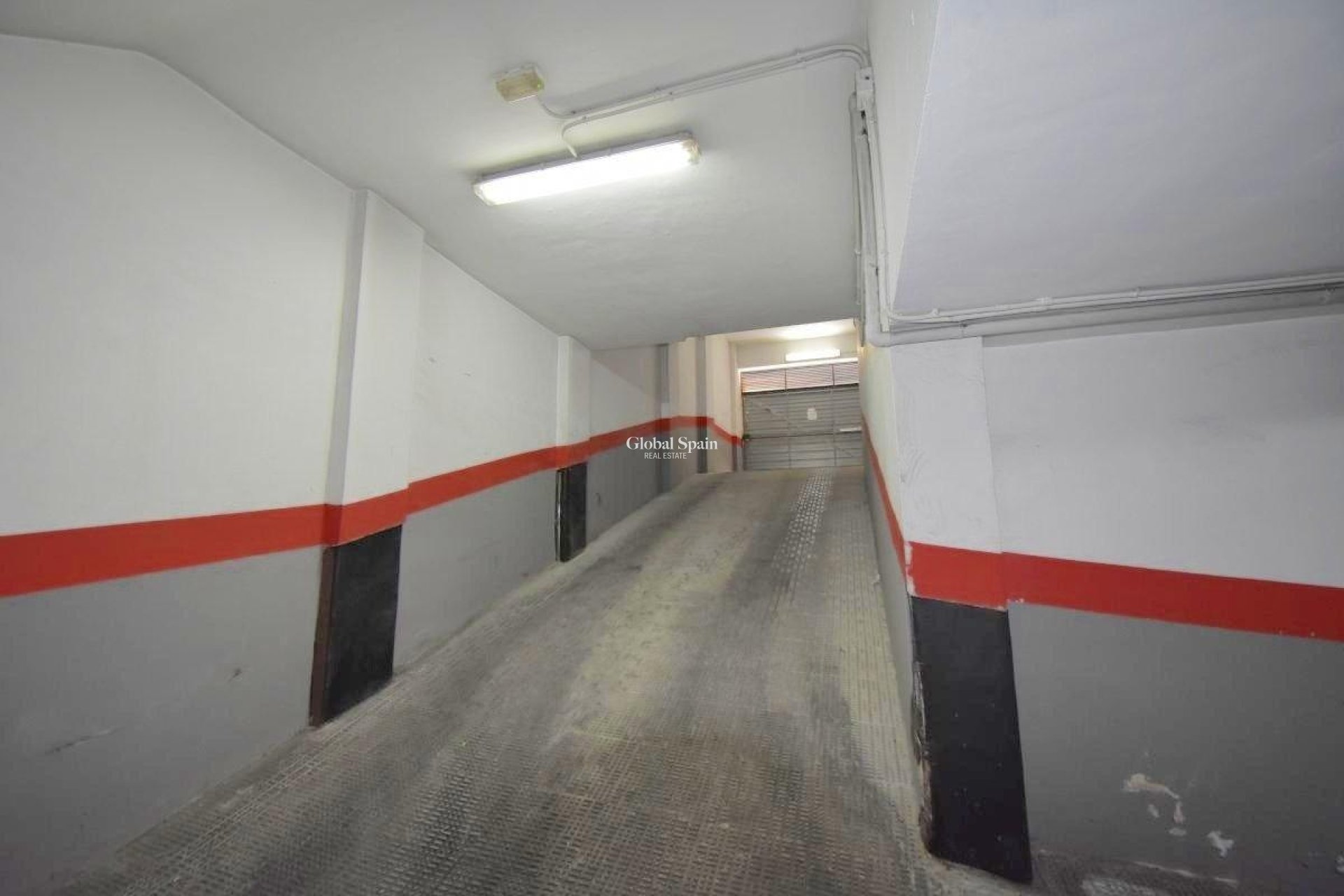 Revente - APPARTEMENT -
TORREVIEJA - Centro - Muelle Pesquero