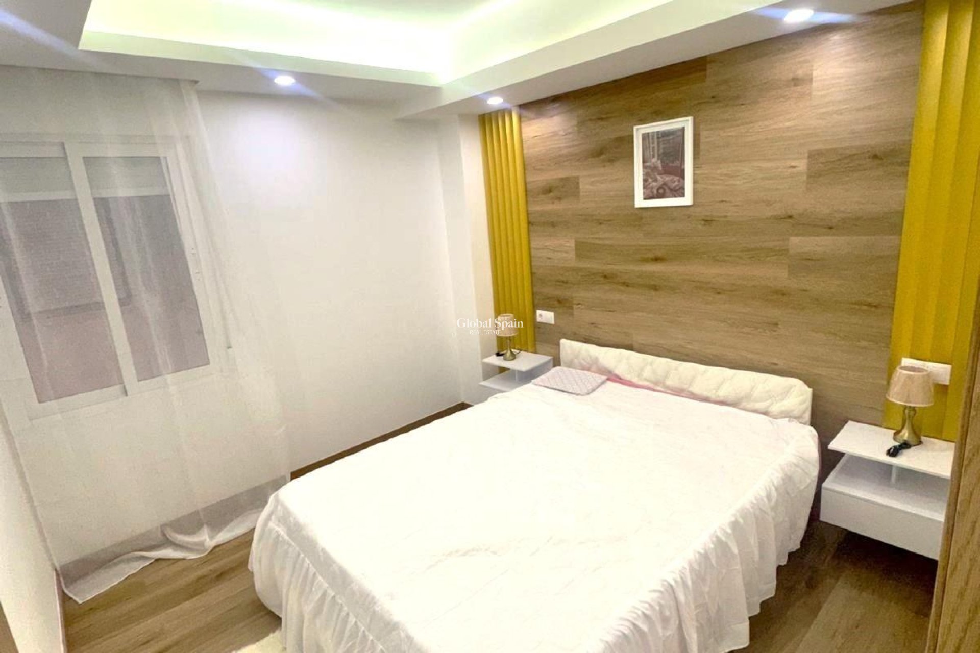 Revente - APPARTEMENT -
TORREVIEJA - Centro - Muelle Pesquero