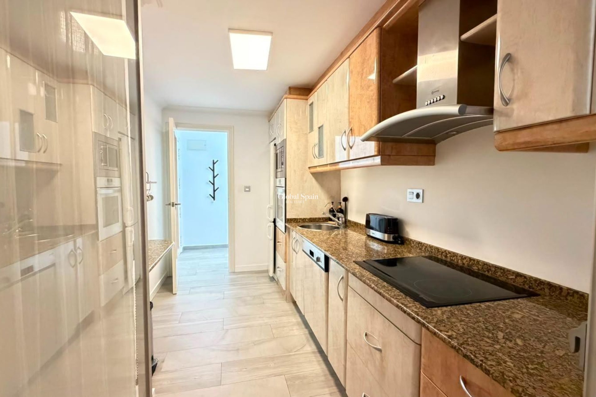 Revente - APPARTEMENT -
TORREVIEJA - Centro - Muelle Pesquero