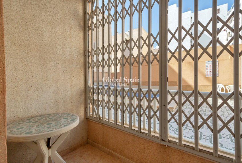 Revente - Appartement -
TORREVIEJA - Centro