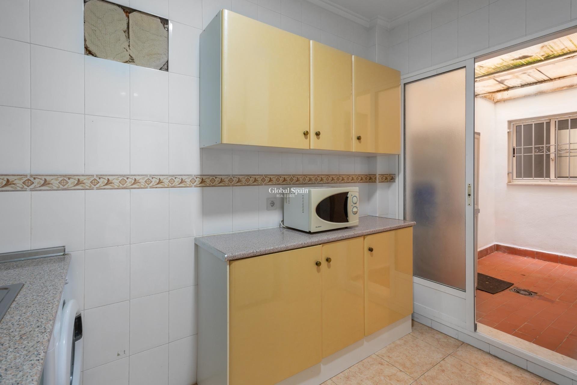 Revente - Appartement -
TORREVIEJA - Centro