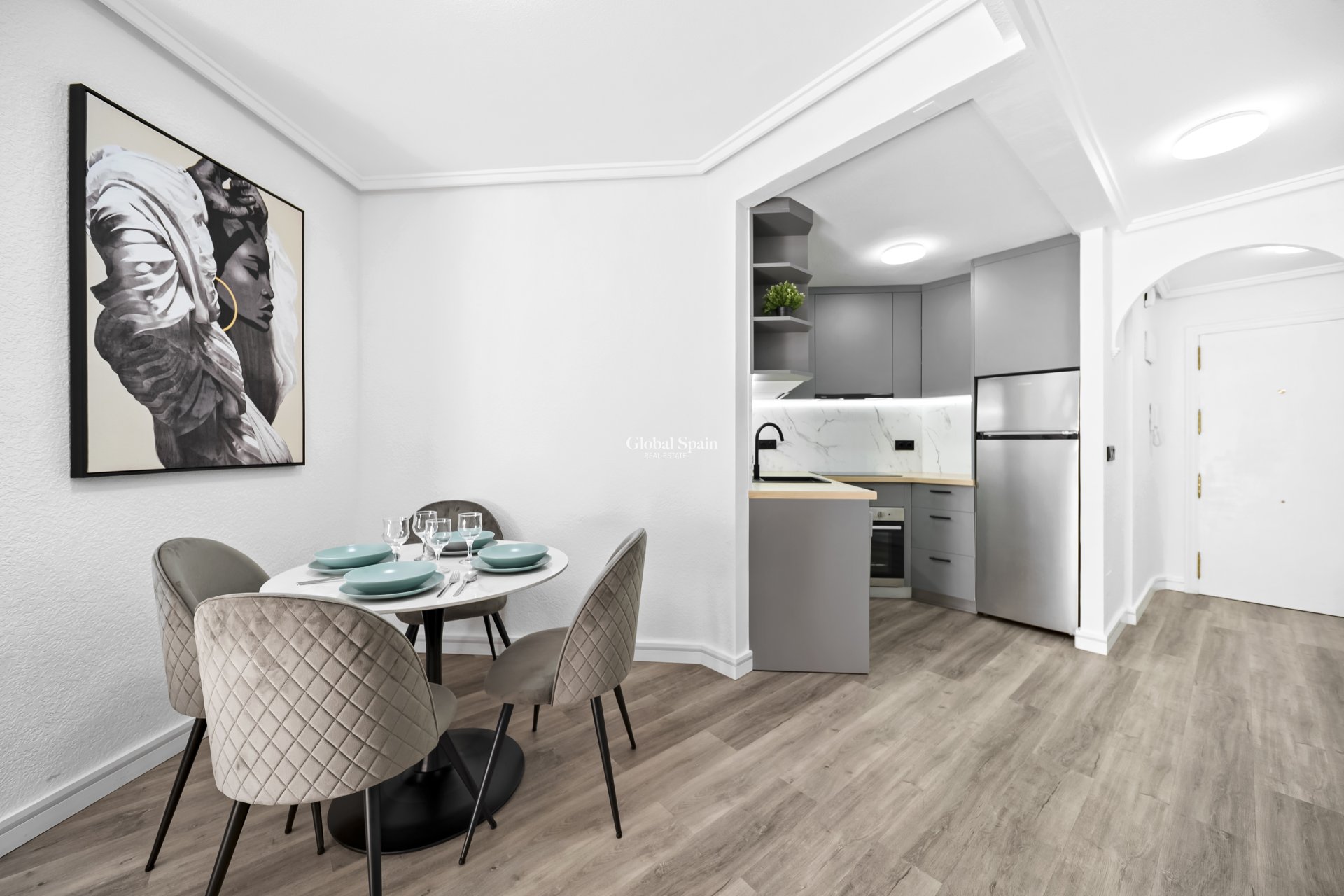 Revente - Appartement -
TORREVIEJA - Centro