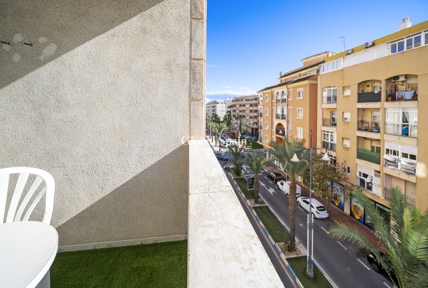 Revente - Appartement -
TORREVIEJA - Centro