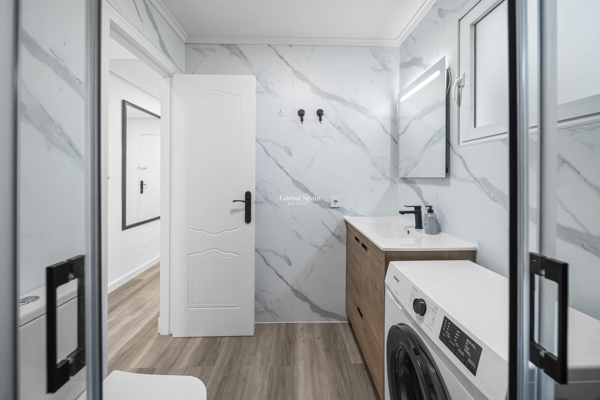 Revente - Appartement -
TORREVIEJA - Centro