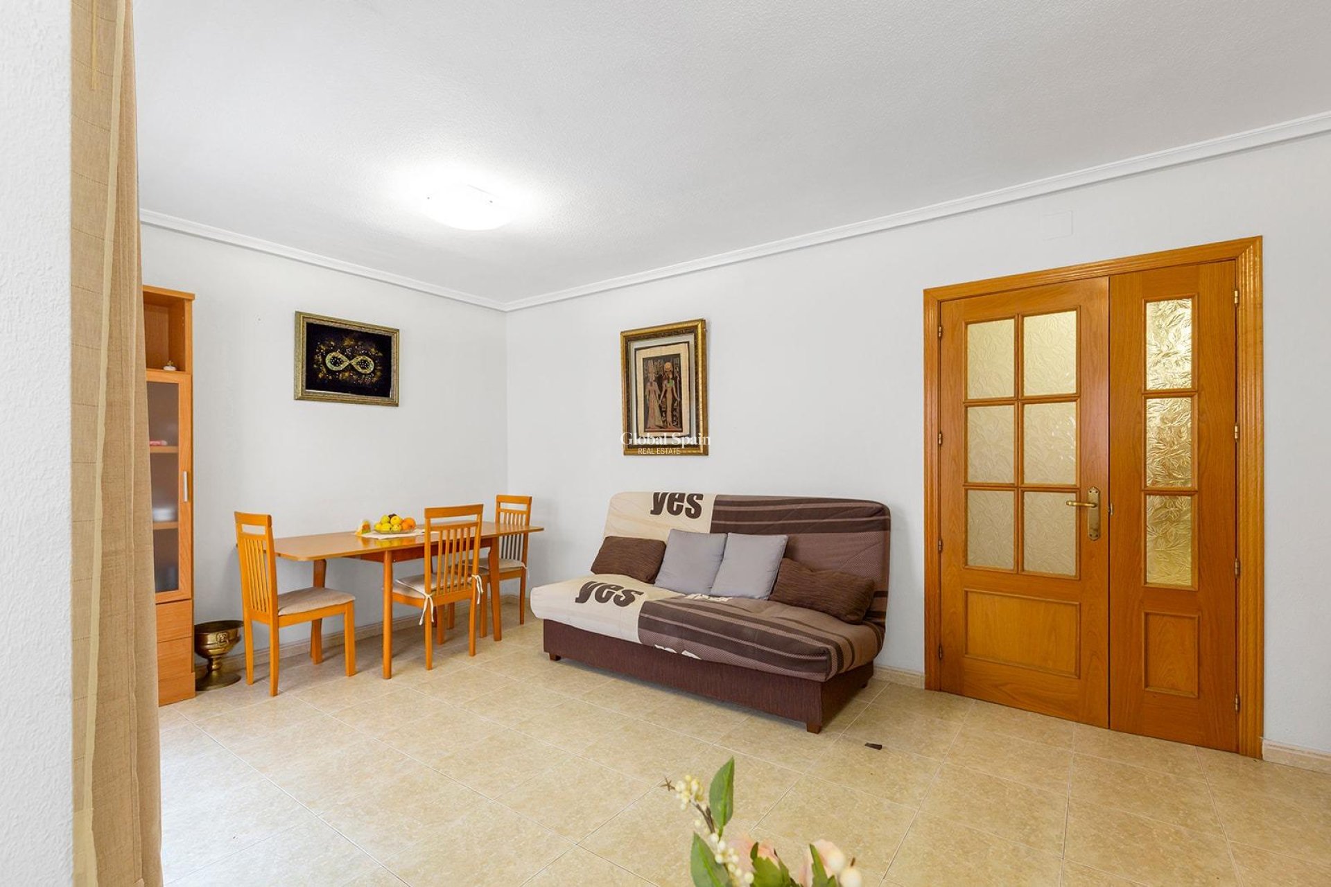 Revente - APPARTEMENT -
TORREVIEJA - Centro